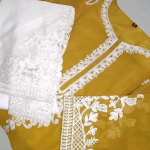 Pakistani Kurta Set