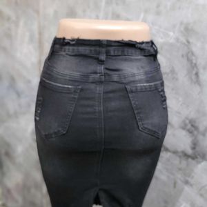 Black Denim Stretchable Skirt