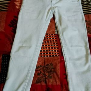 White Skinny Jeans