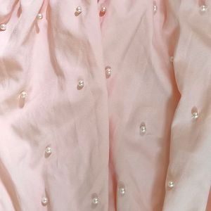 pearl-studded pink top 𐙚