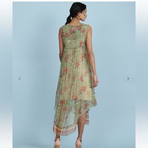 Aarke Ritu KumarFloral Print V-neck A-line Dress