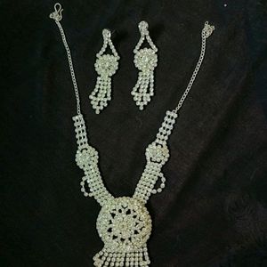 Ad Jewellery Sets On Sale