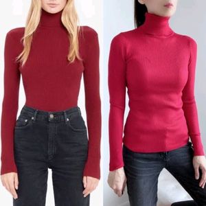 TURTLENECK TOP