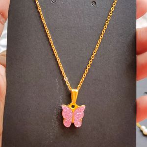 Super Combo Sale On Trendy Butterfly Pendent 🎉