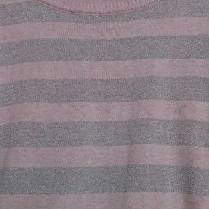 Roundneck Sweater With Stripe Pattern