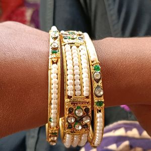 Kundan + Moti Bangles ( Pair Of Both Hand's)