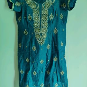 Patti Mirror Embroidered Chanderi Kurta