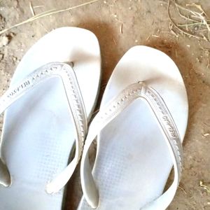 My Chappal is of good quality and i