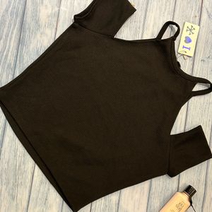 Veni Vidi Vici Black Cold Shoulder Top