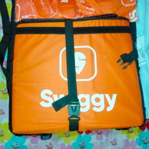 Swiggy Delivery Bag & 2 Tshirt Kit😍🔥