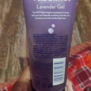 Vaseline Lavender Moisturizing Gel