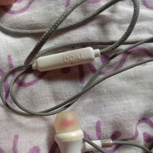 Wired Boat Earbuds