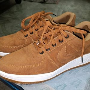 Mens Casual Brown Shoes Uk 8 Size.