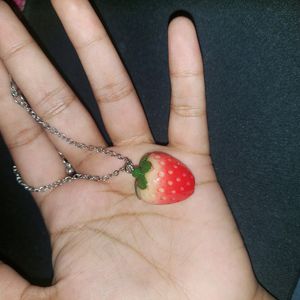 Strawberry Bracelet 🍓