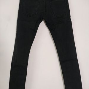 Black Slim Fit Mid Rise Denim Jeans For Men