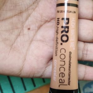 PRO. concealer