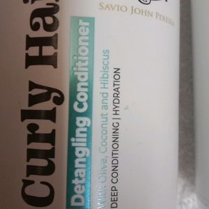 Deep Cleansing Shampoo And Detangling Conditioner