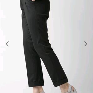 Mast & Harbour Black Trouser For Women