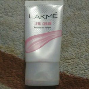 Lakme (Lumi Cream)