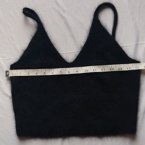 Black Sleeveless Crop Top