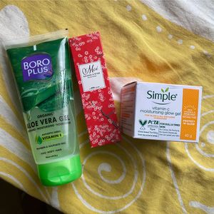 Simple moisturiser, aloevera gel,  Nykaa Perfume