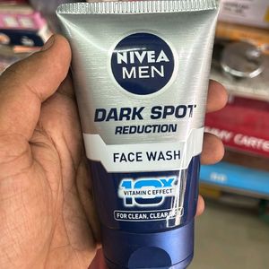 💥 Nivea Dark Spot Facewash 100g