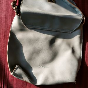 Mast & Harbour Sling Bag