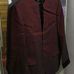 Maroon Colour Dashing Suit