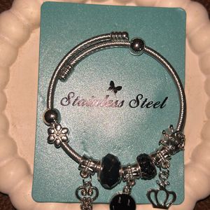 Silver Charm Black bracelet