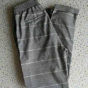 Checked Casual Pants