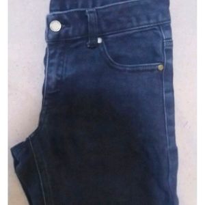 Women Skinn Fit Jeans