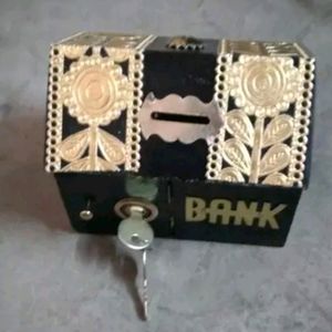 Wooden Money Bank Hut Style