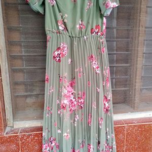 Women Olive Green & Off Shoulder Printed Dress