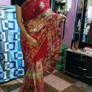 Saree With Blouse