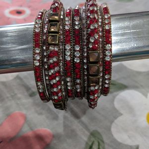 Red Bangles Set