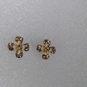 Brown  Flower Stone Stud