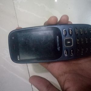 Micromax X751