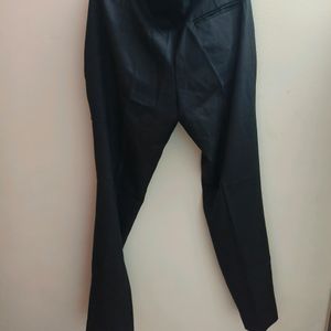 Black Pant