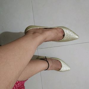 Shine N Sparkle  Party Golden Heels By Carlton Lon