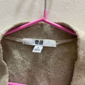 UNIQLO Sweater