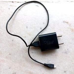 Syska Mobile Charger