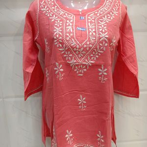 Lakhnavi Chikankari Kurti