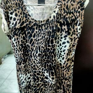 Leopard Print Top !! Fits 32-33 Bust