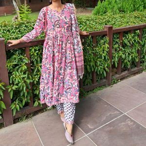 Pink Printed  Kurta Set