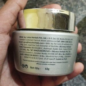 skin whitening & brightening nourishing cream