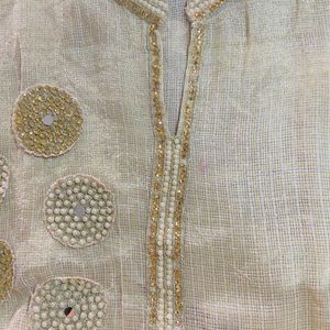 Trendy Shiny Banarsi Silk