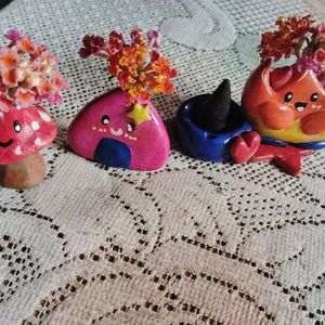 mini flower pots...