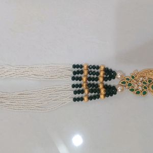 Green & White Necklace