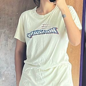 Beige T-shirt