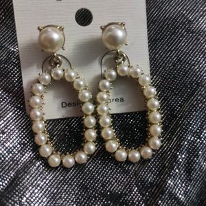 Pearl Oval Earrings